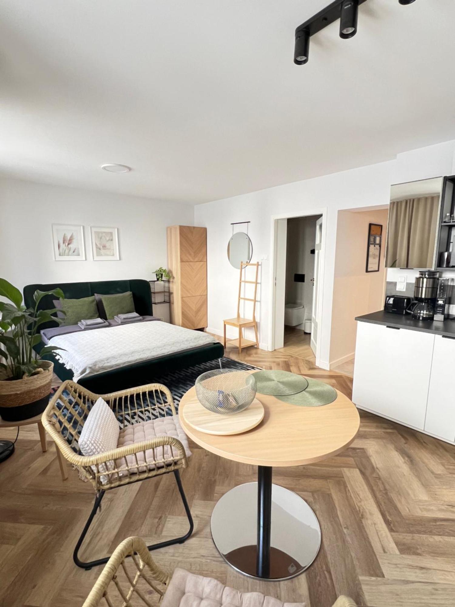 Tandem In Old Town - 24H Self Check-In Apartment Wroclaw Bagian luar foto