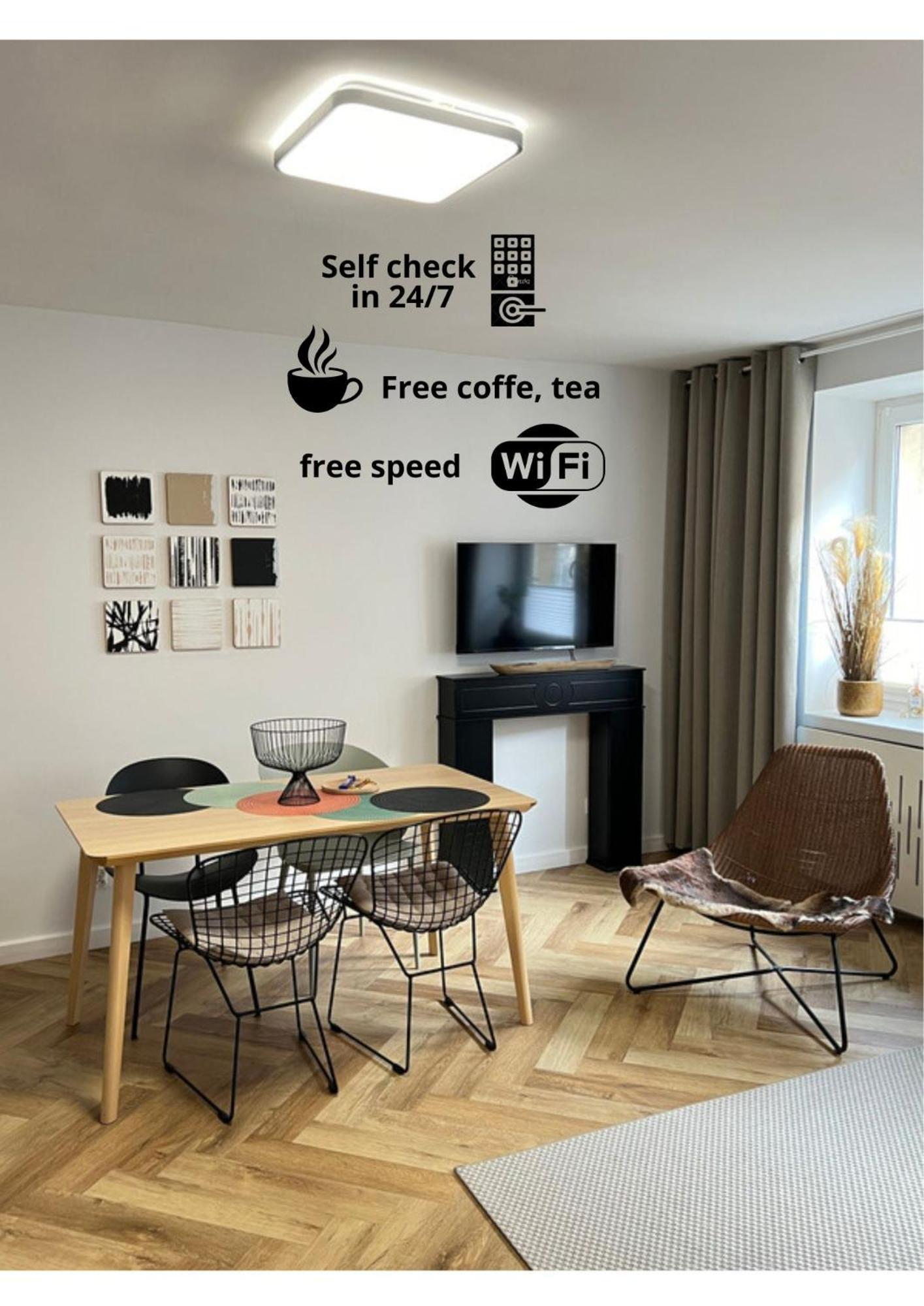 Tandem In Old Town - 24H Self Check-In Apartment Wroclaw Bagian luar foto
