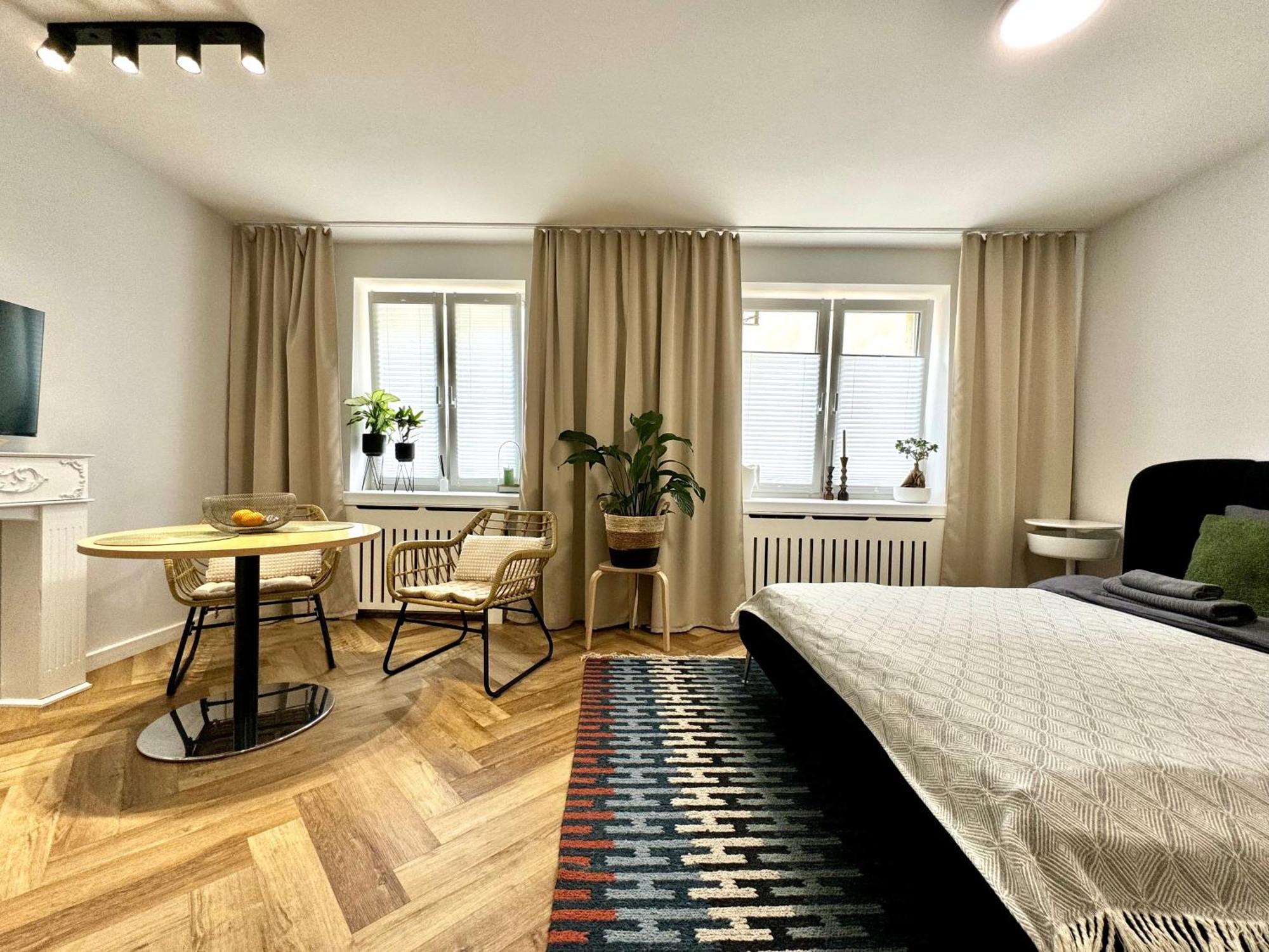 Tandem In Old Town - 24H Self Check-In Apartment Wroclaw Bagian luar foto